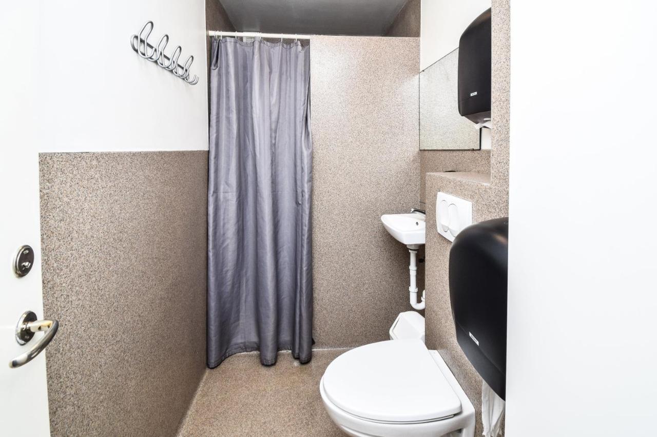 Guesthouse Andrea Reykjavik Bagian luar foto
